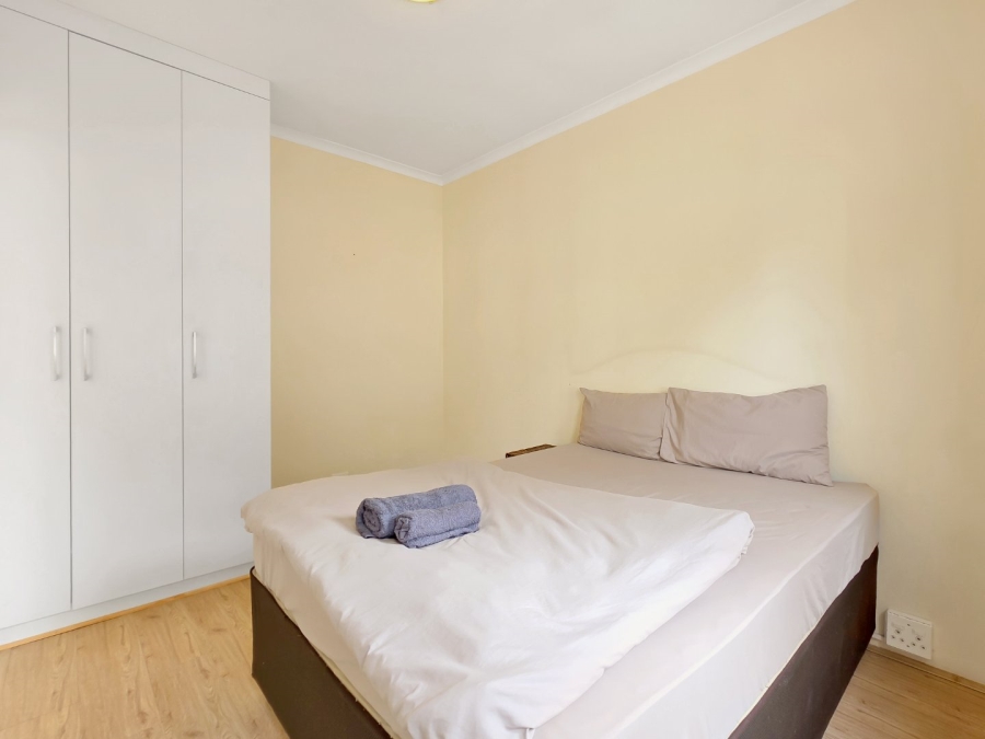 1 Bedroom Property for Sale in Bloubergrant Western Cape